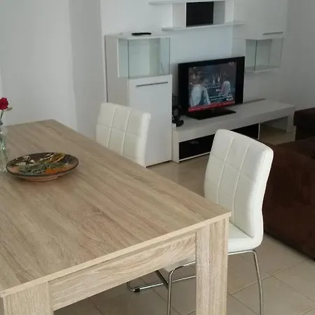 Miro Apartment